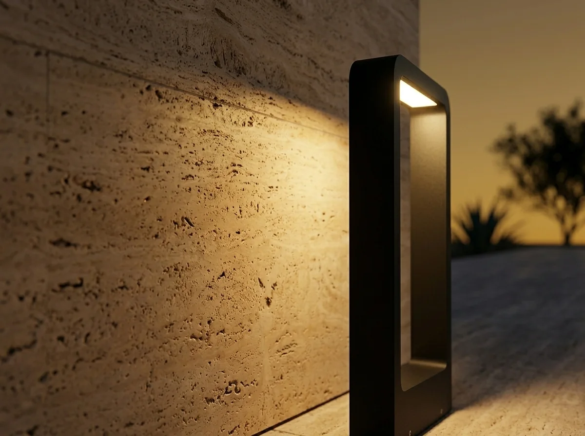 openwork-bollard-light-side-view